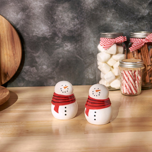 Primitives By Kathy Snowmen Salt And Pepper Shakers