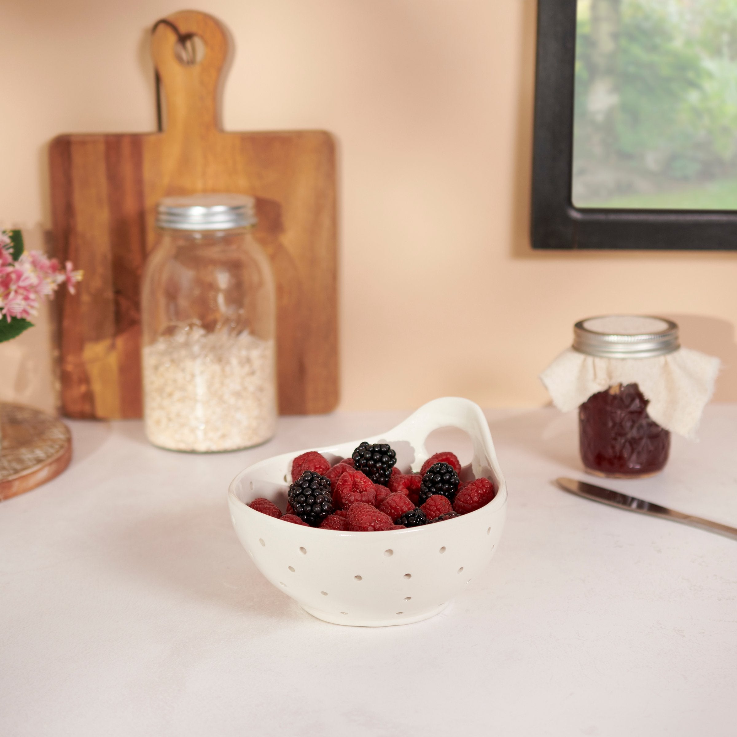 Primitives By Kathy Farmhouse Berry Bowl