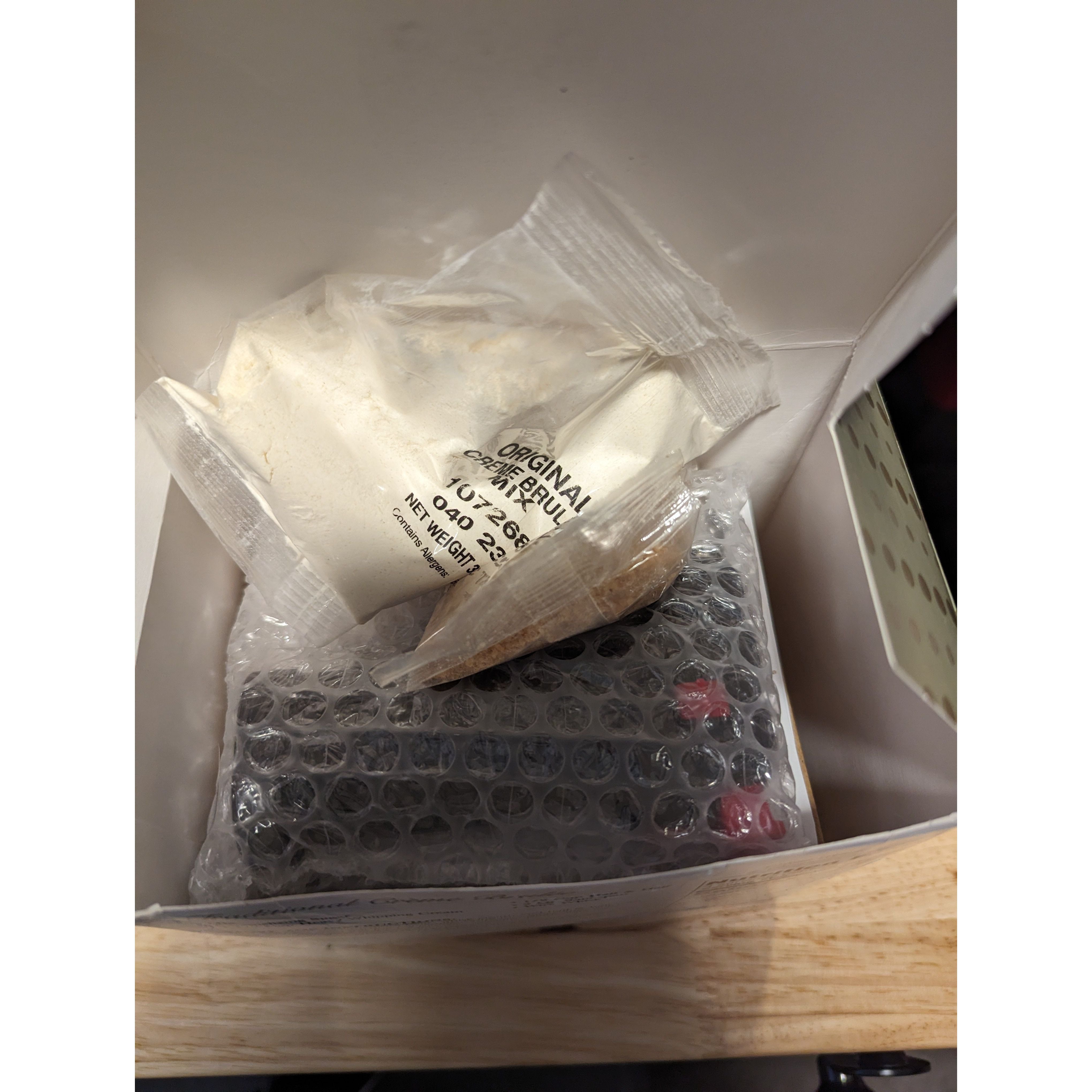 Dean Jacob's Crème Brûlée Complete Kit Damaged Package