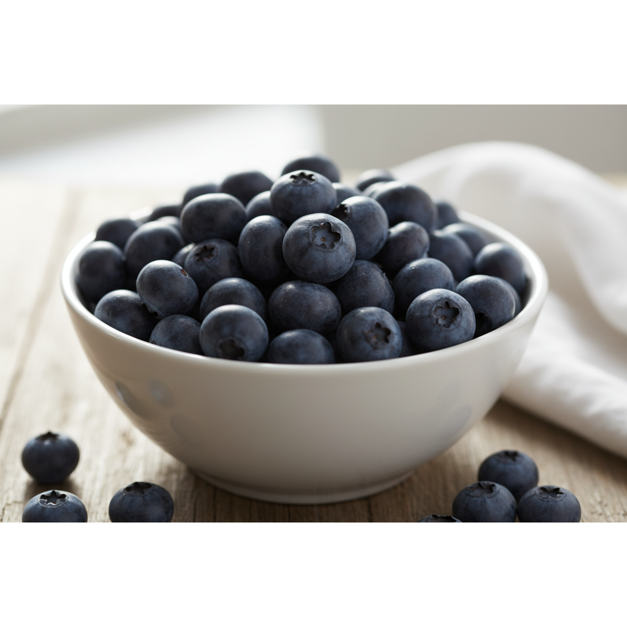 bowl of fresh blueberries